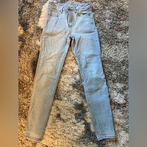 American Eagle Size 8 Light Blue Stretchy Skinny Jeans